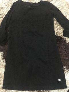 Dress hitam