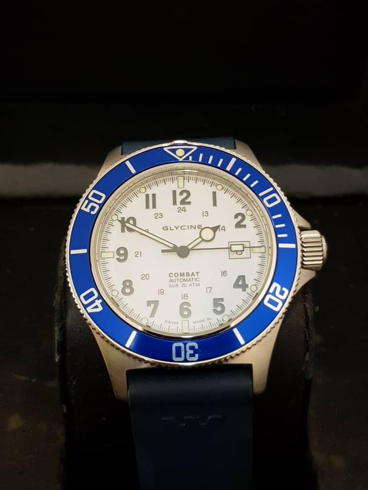 Glycine combat sub white new arrivals dial