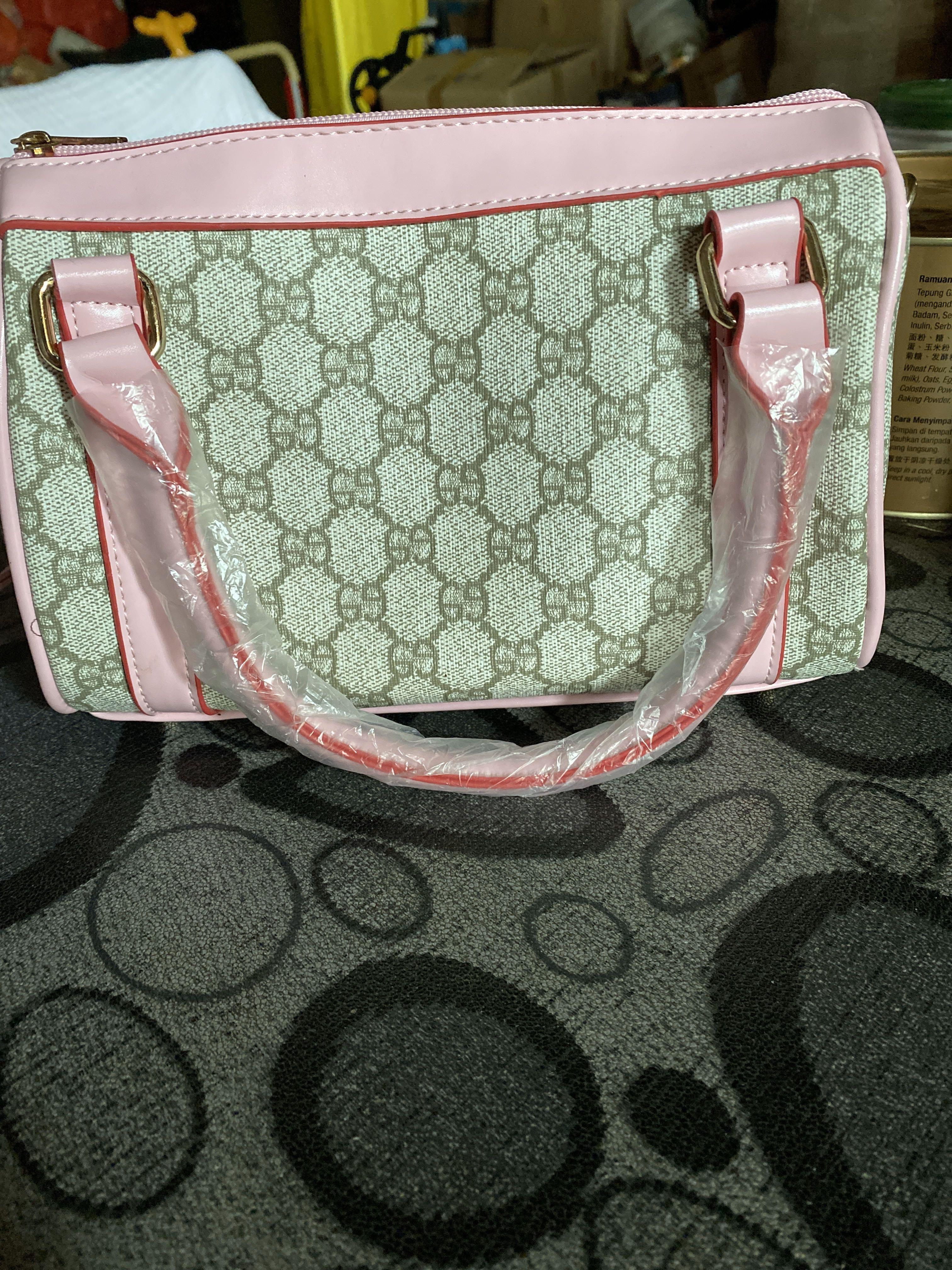 gucci hello kitty bag