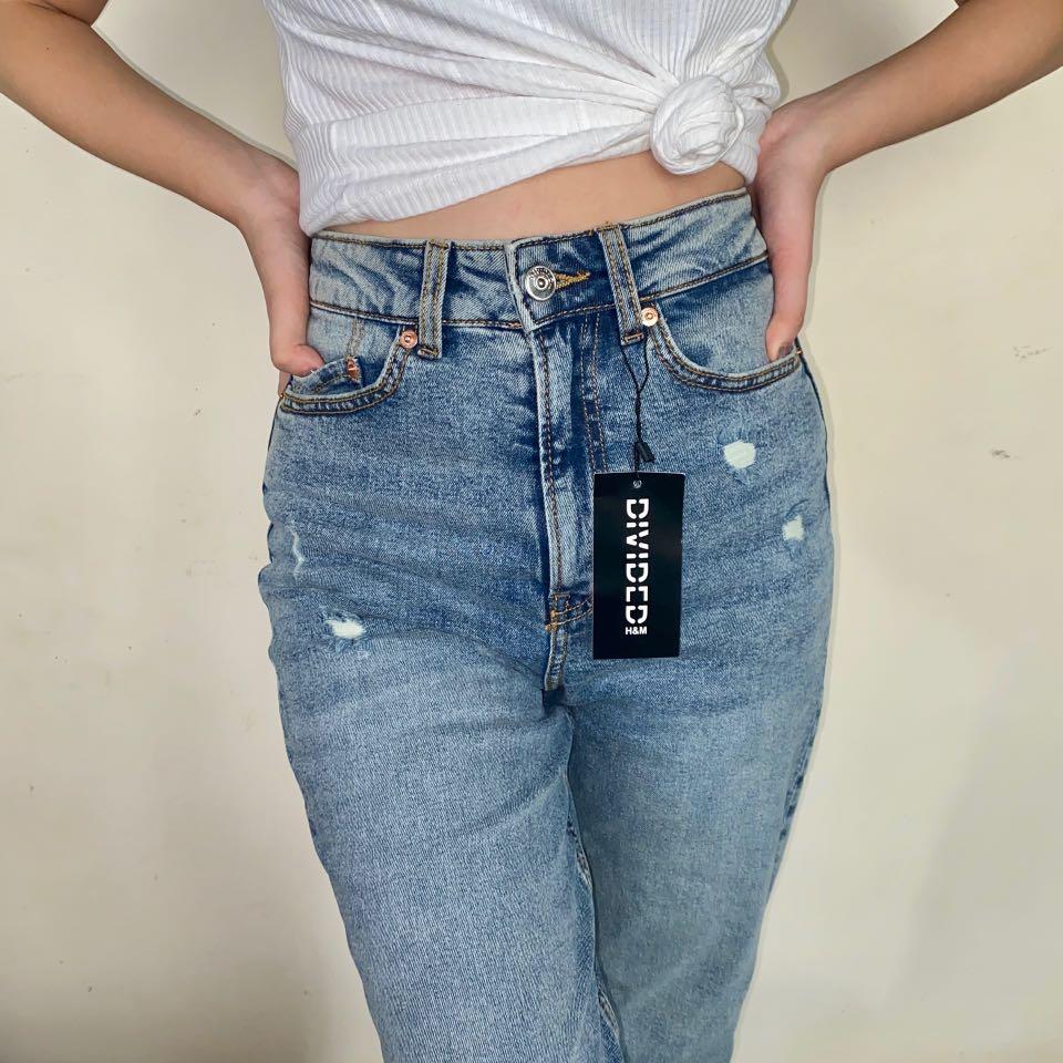 rabat Larry Belmont underholdning H&M DIVIDED Slim Fit Mom Jeans, Women's Fashion, Bottoms, Jeans on Carousell