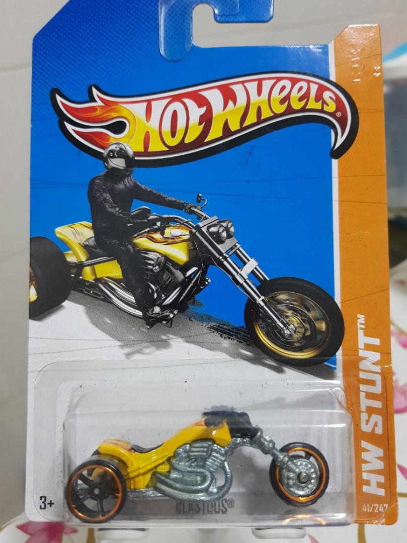 FS B2 Hot Wheels Blastous motorcycle yellow Hobbies Toys Toys