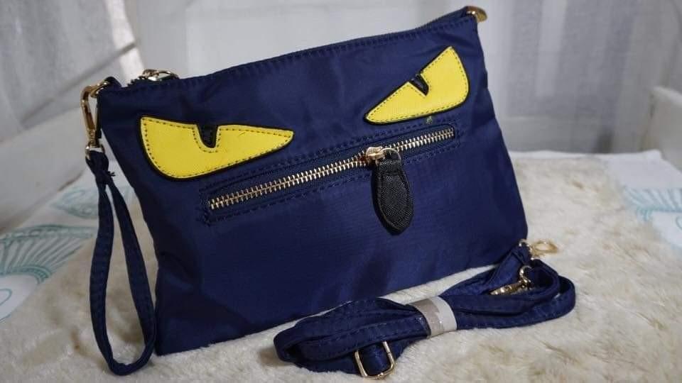 Karaya sling bag