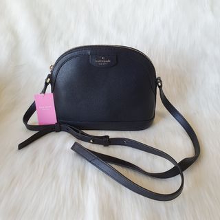 (Category: ) located in . Submitted by oliviastyleph (Listing ID 1027497431, Image 1). Description: .