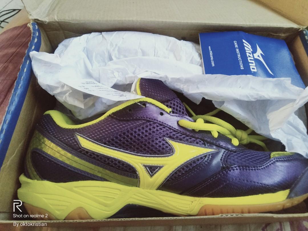 Sepatu mizuno online wave twister 3