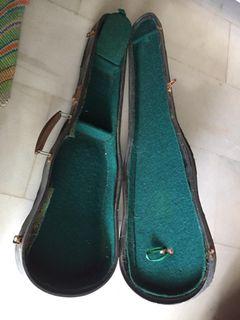 Old Violin Case (FREE, just pick up)