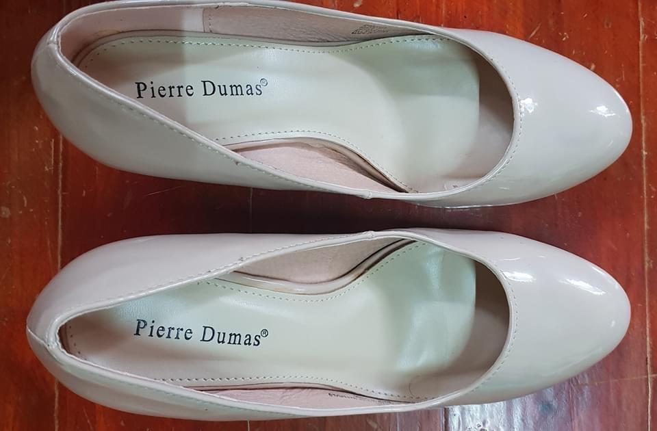 pierre dumas silver heels