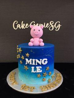 Pig and stars cake