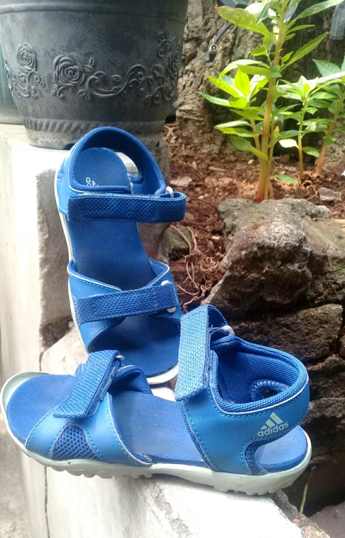 sandal adidas anak original