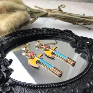 skull axe earrings