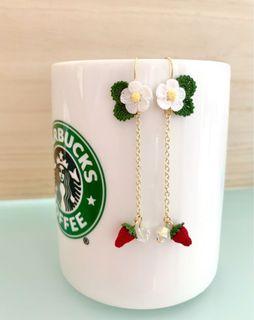 Strawberry earrings - accessories, crochet, birthday, cute, gifts, girlfriend, dangling, crystal