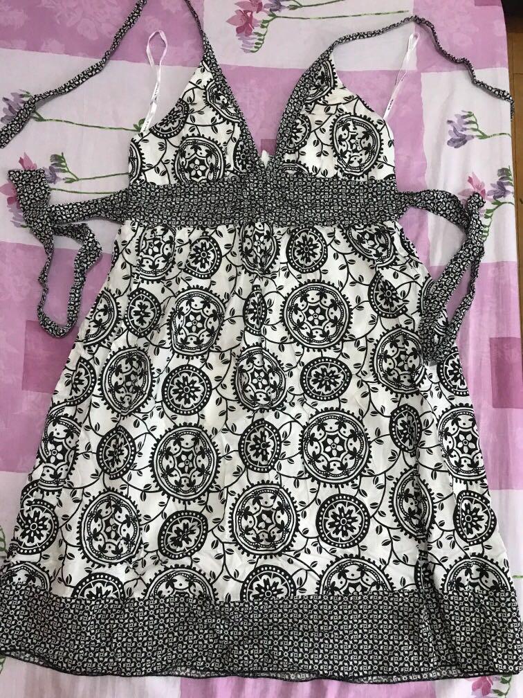 Summer Dress My Michelle (Category: Dresses) located in Pasig City. Submitted by sandraand (Listing ID 1027496258, Image 1). Description: Location: Santolan Pasig Size: SMALL Used but not worn out Shipping fee shouldered by the buyer Grab/Lalamove/Mr.Speedy/Gogoxpress.