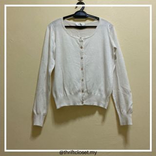 (Category: ) located in . Submitted by obsession.thrift (Listing ID 1027616011, Image 1). Description: .