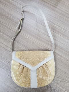 （分類：）位於 。 由 kaying314 提交（商品編號 1027592510，圖片 1）。簡介： 。