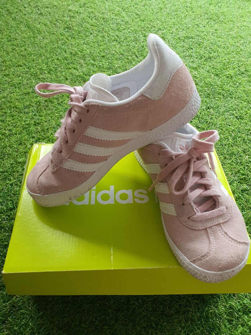 girls addidas gazelles