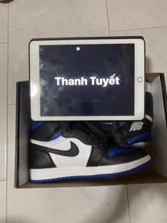 (Category: ) located in . Submitted by fosho_sneaker (Listing ID 1027762715, Image 1). Description: .