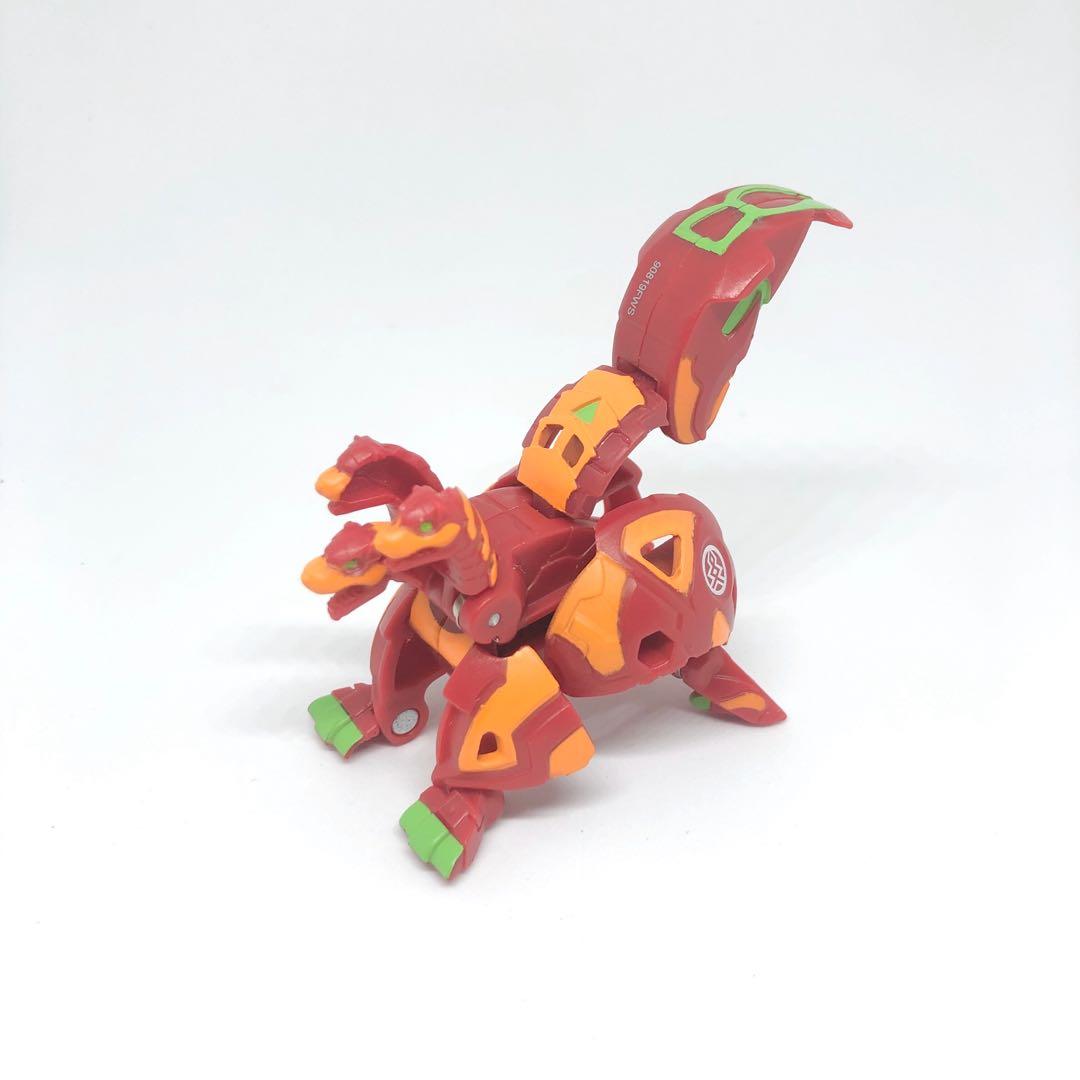 bakugan pyrus howlkor