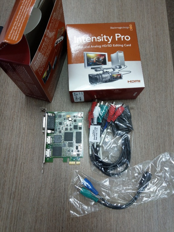 Blackmagic Design Intensity Pro Capture Card With Analog Breakout Cable – PCIe