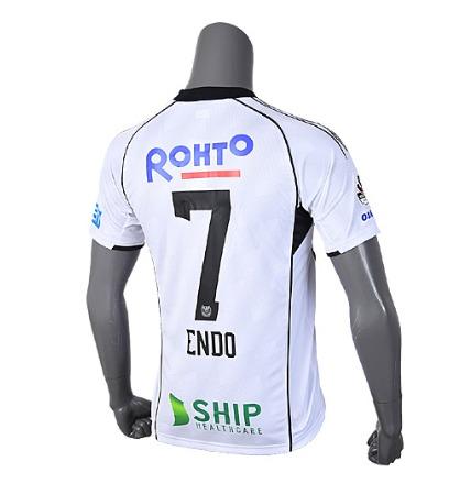Bnwt 18 大阪飛腳作客球迷版波衫連 7 遠藤保仁印字 運動產品 運動衫 Carousell