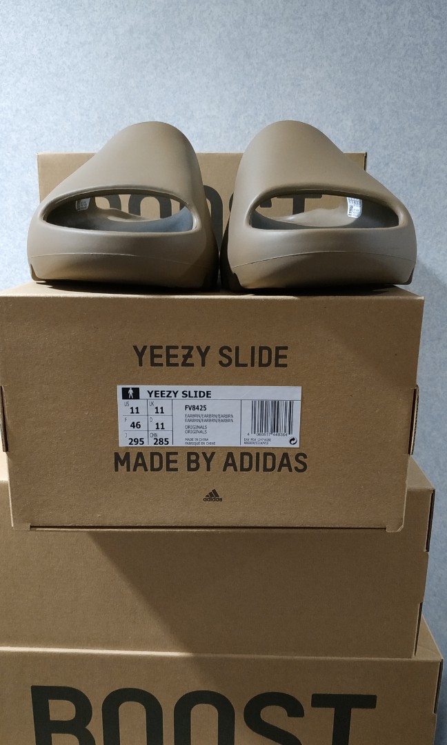 Brandnew Yeezy Slide Earth Brown Size 11 Supreme Bape 4D Jordan Off white,  Men's Fashion, Footwear, Slippers u0026 Slides on Carousell