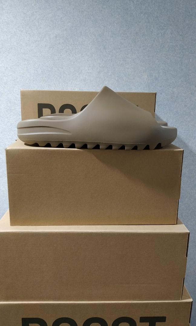 Brandnew Yeezy Slide Earth Brown Size 11 Supreme Bape 4D Jordan Off white,  Men's Fashion, Footwear, Slippers u0026 Slides on Carousell