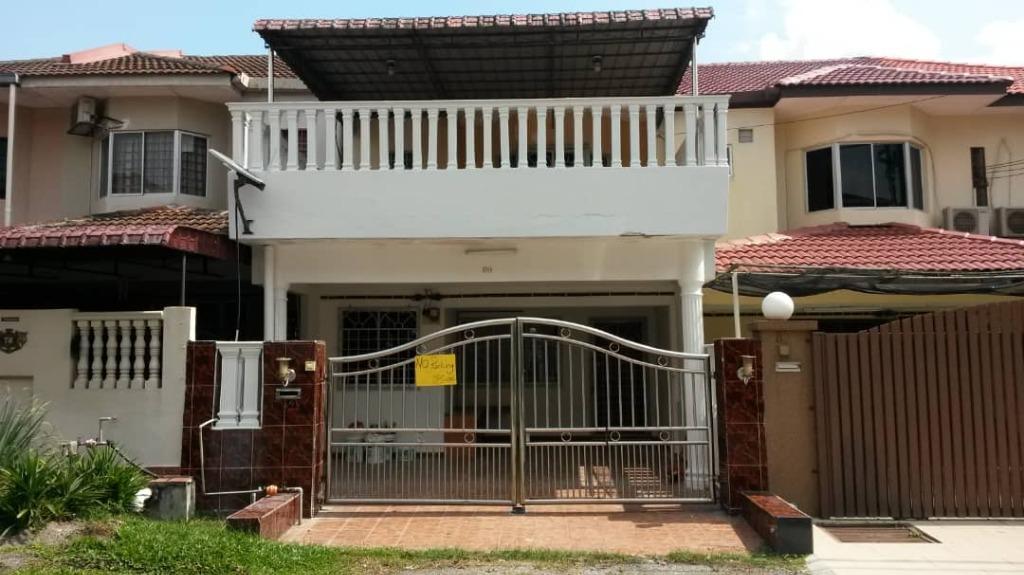 Double Storey Reno Murah Di Taman Kota Perdana Seri Kembangan Property For Sale On Carousell