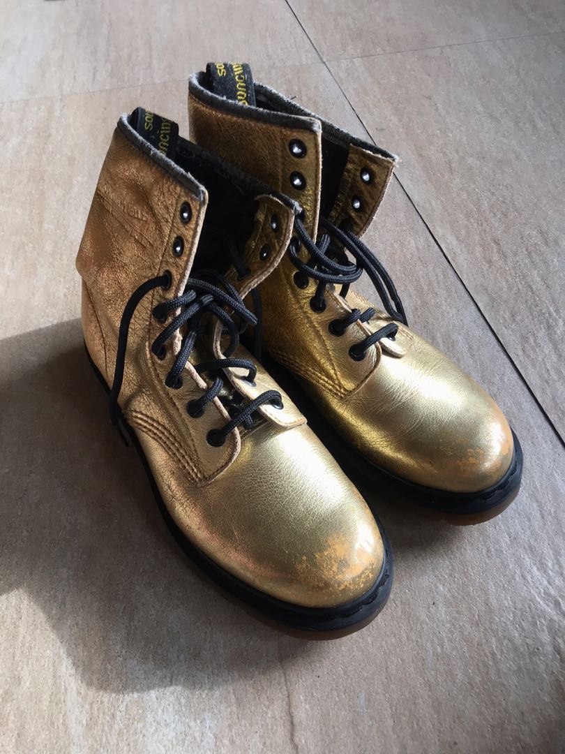 dr martens metallic