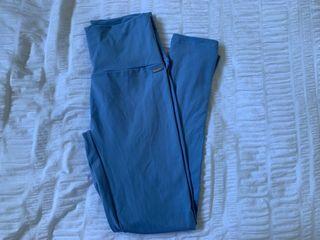 Echt Blue scrunch bum leggings