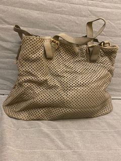 （分類：）位於 。 由 itsrylee 提交（商品編號 1027849939，圖片 1）。簡介： 。