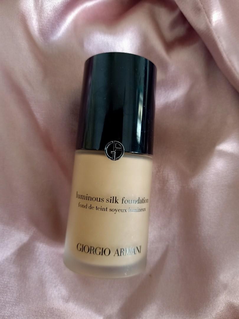 giorgio armani luminous foundation