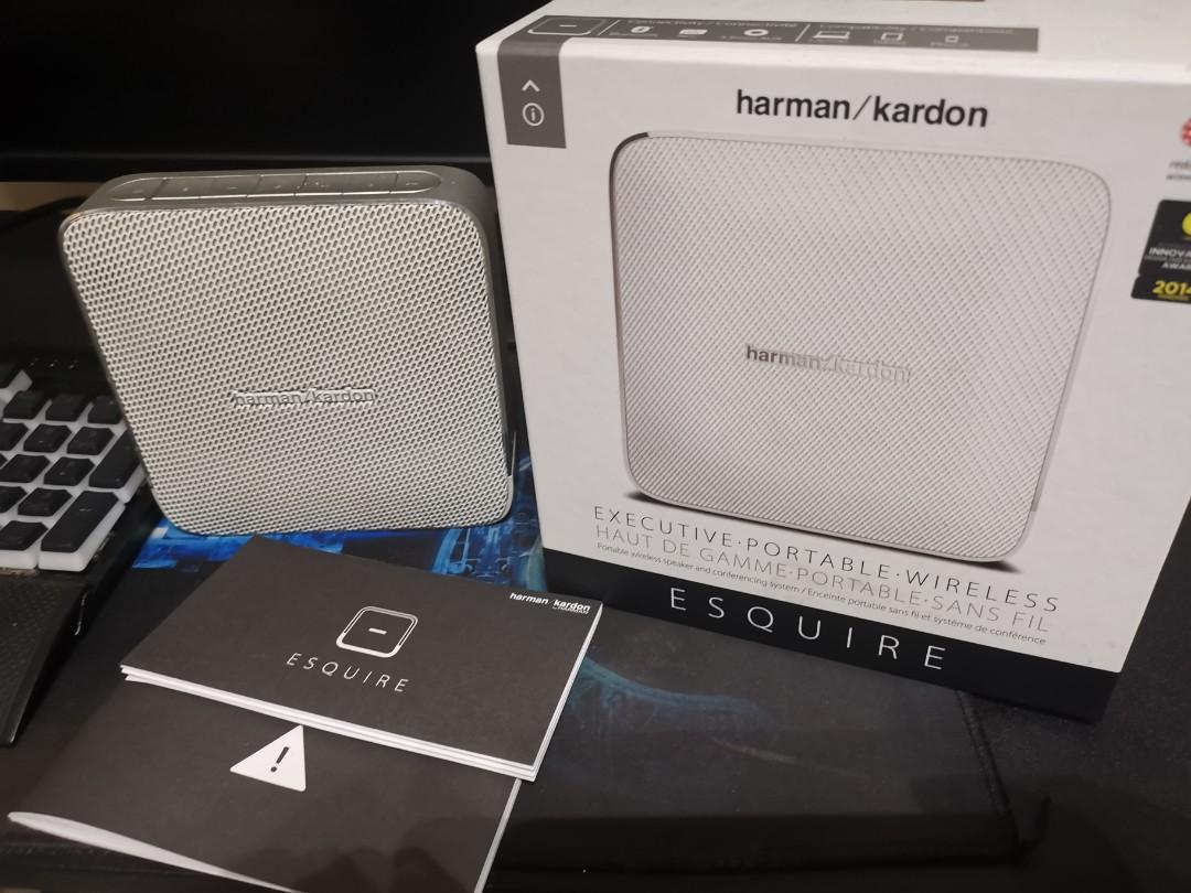 Harman kardon esquire portable speaker 