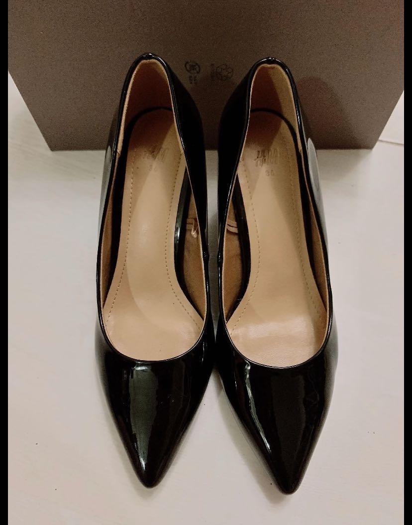 h&m black court shoes