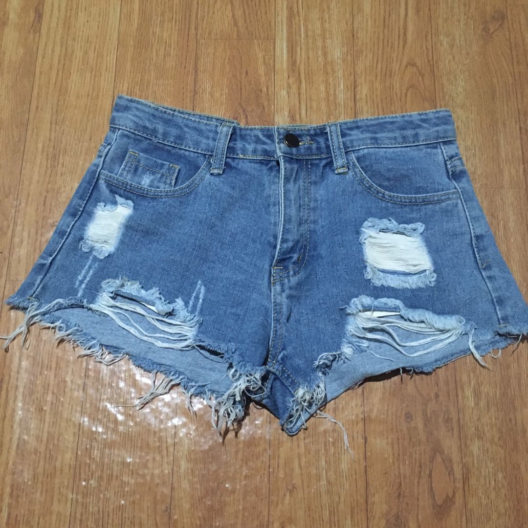 ripped maong shorts
