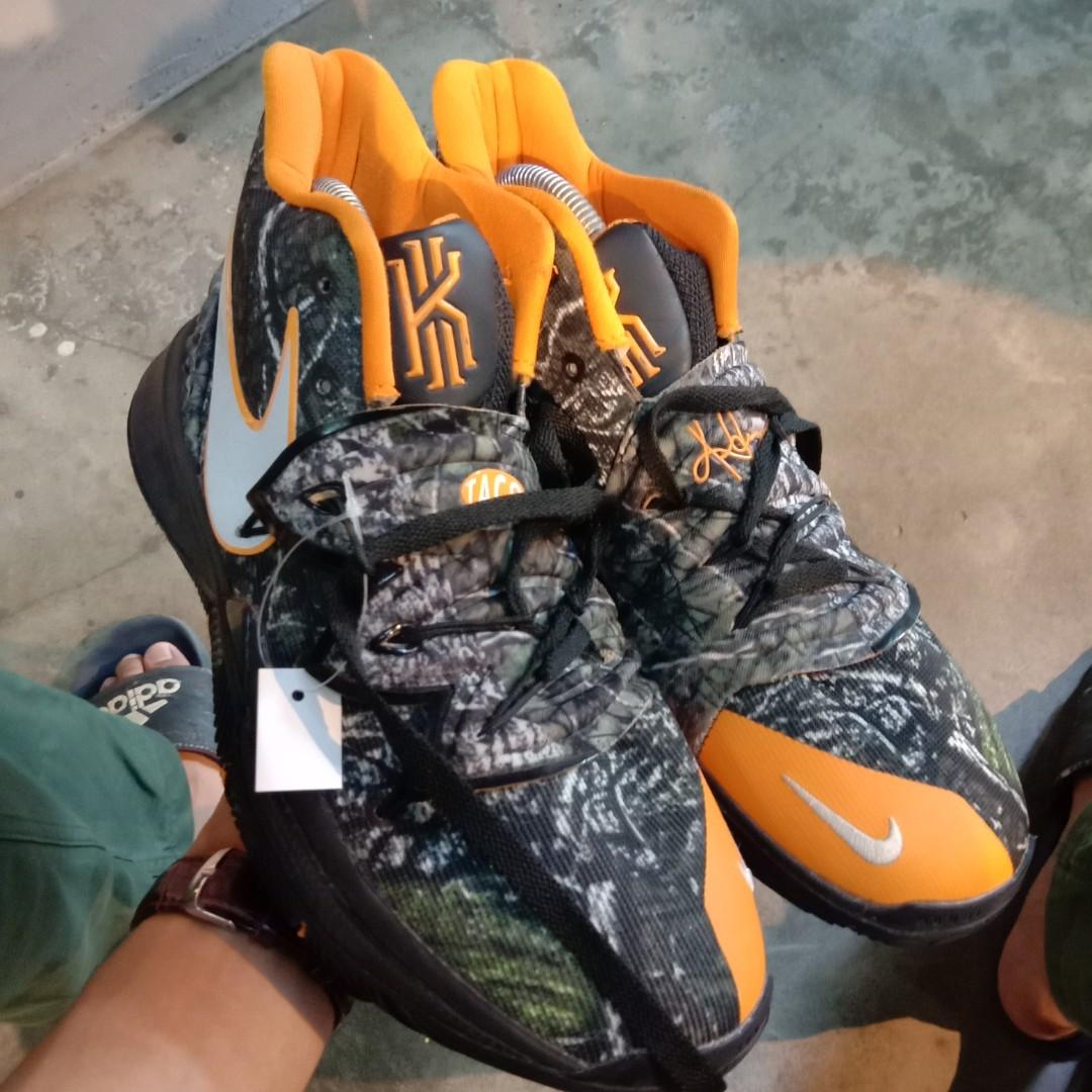 Kyrie 6 x taco sales