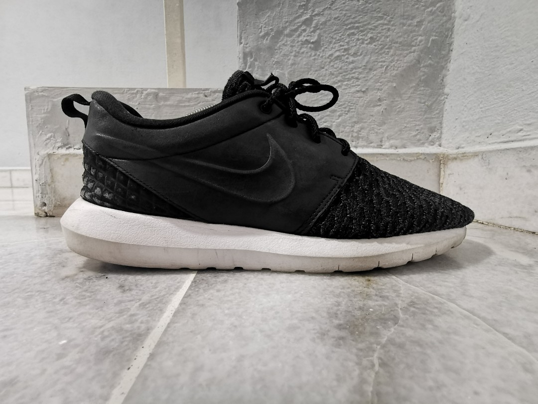 harga nike roshe run sport station