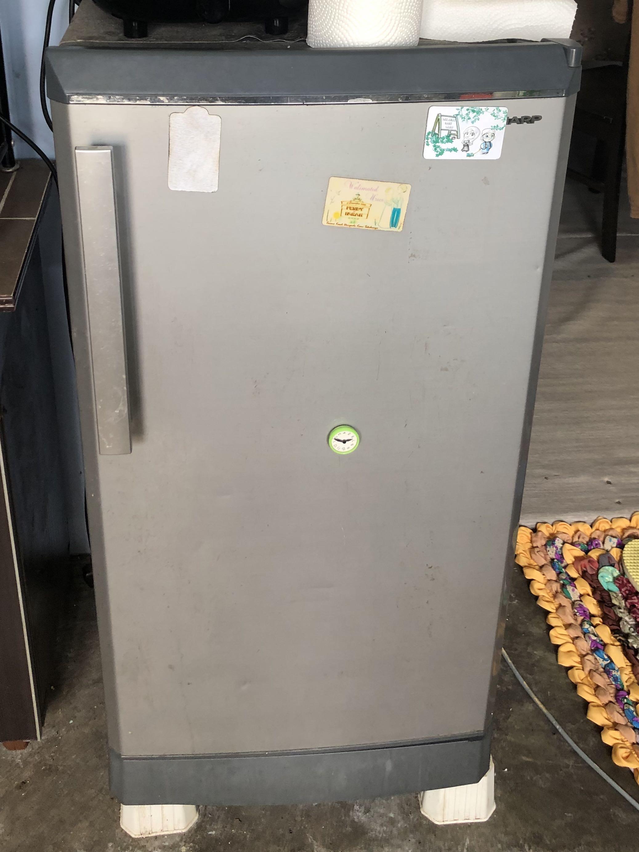 Peti Ais 1 Pintu Kitchen Appliances On Carousell