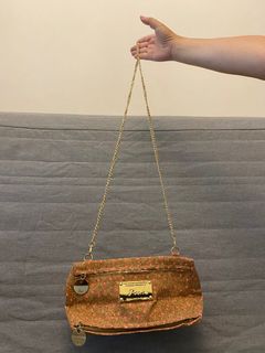 （分類：）位於 。 由 itsrylee 提交（商品編號 1027828821，圖片 1）。簡介： 。
