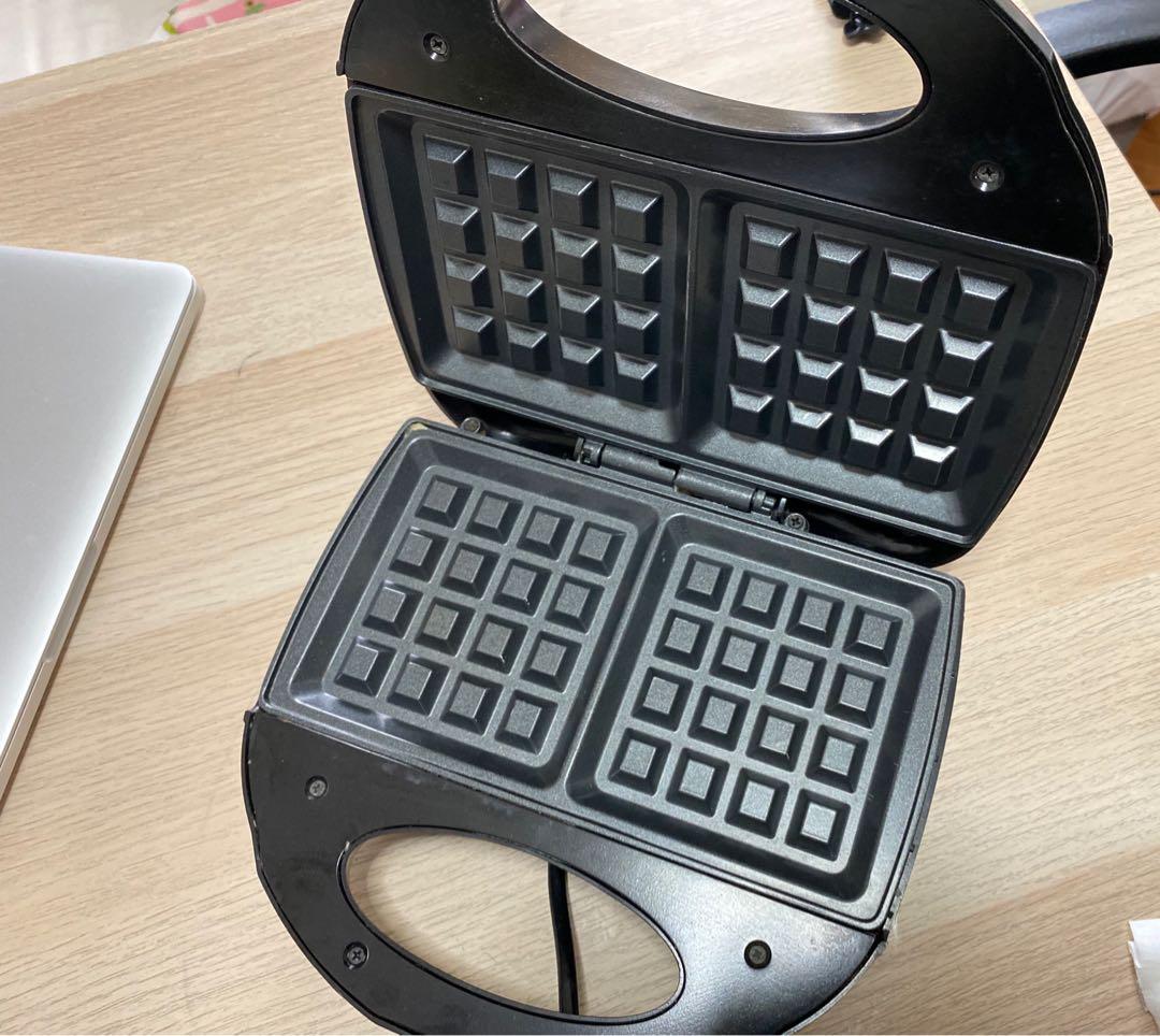 PowerPac Doublesided waffle maker with nonstick coating plate