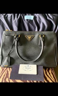 (Category: ) located in . Submitted by djj.preloved (Listing ID 1027809421, Image 1). Description: .