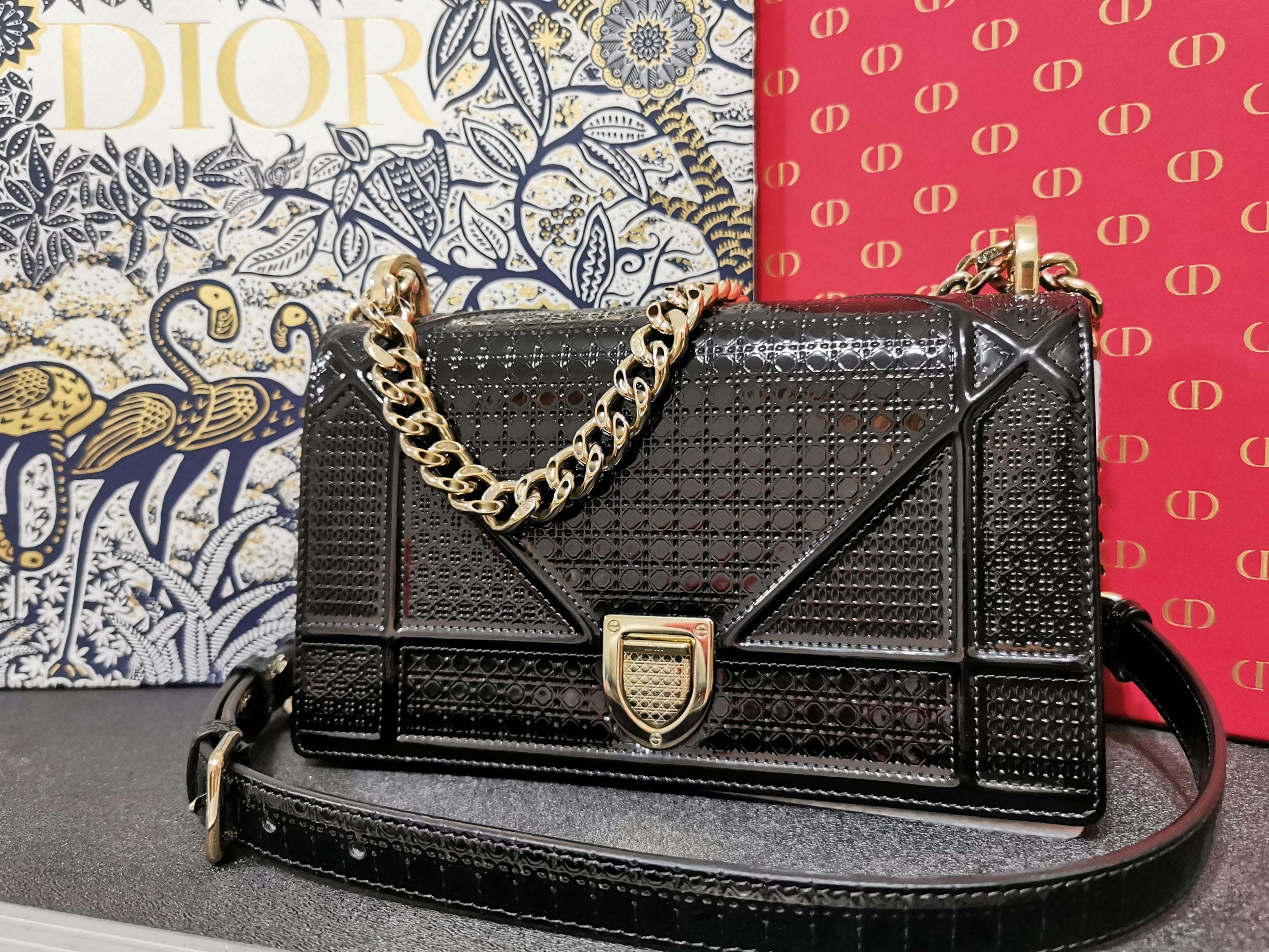 Diorama calfskin bag price sales