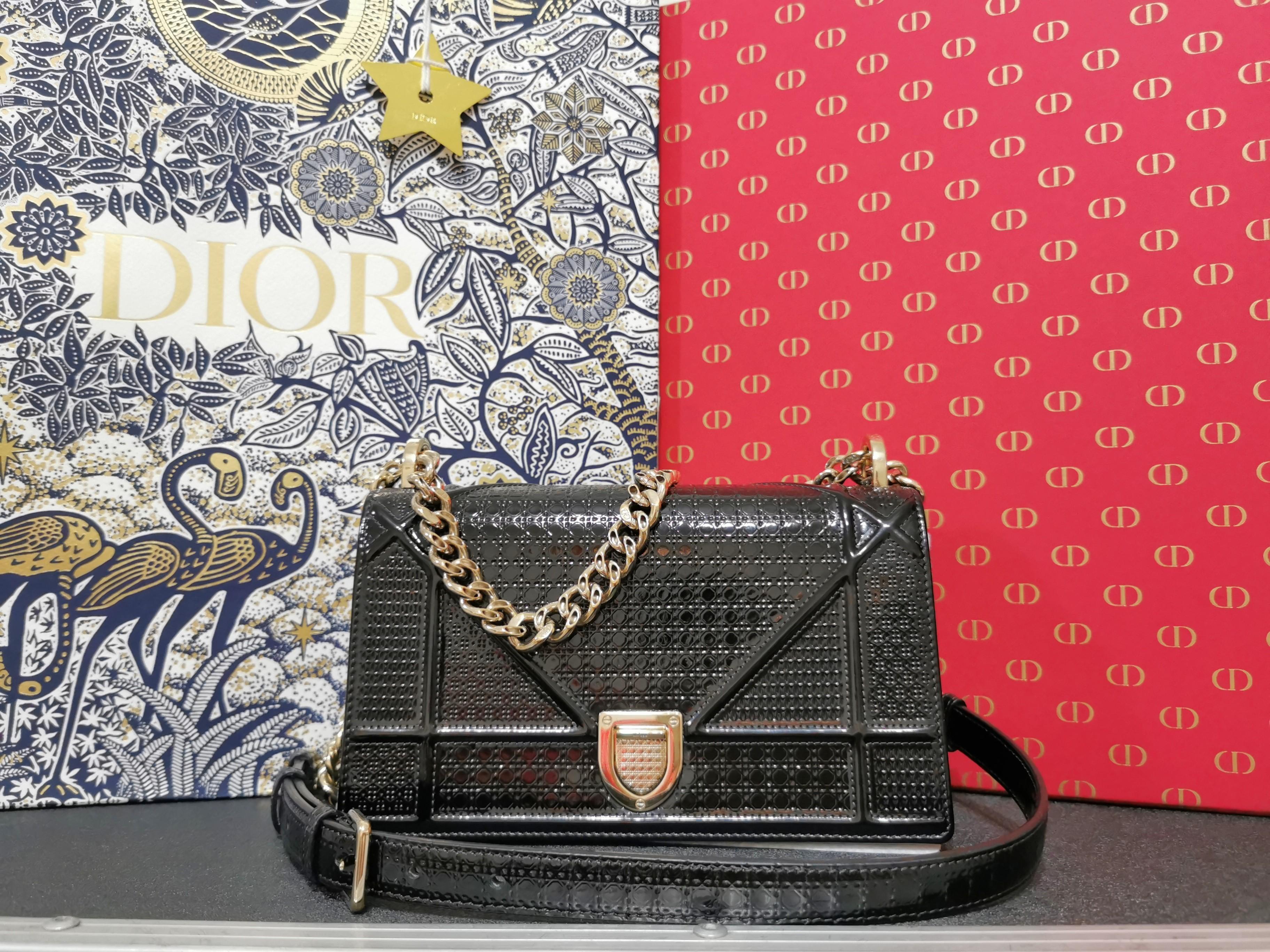 Diorama calfskin clutch store price