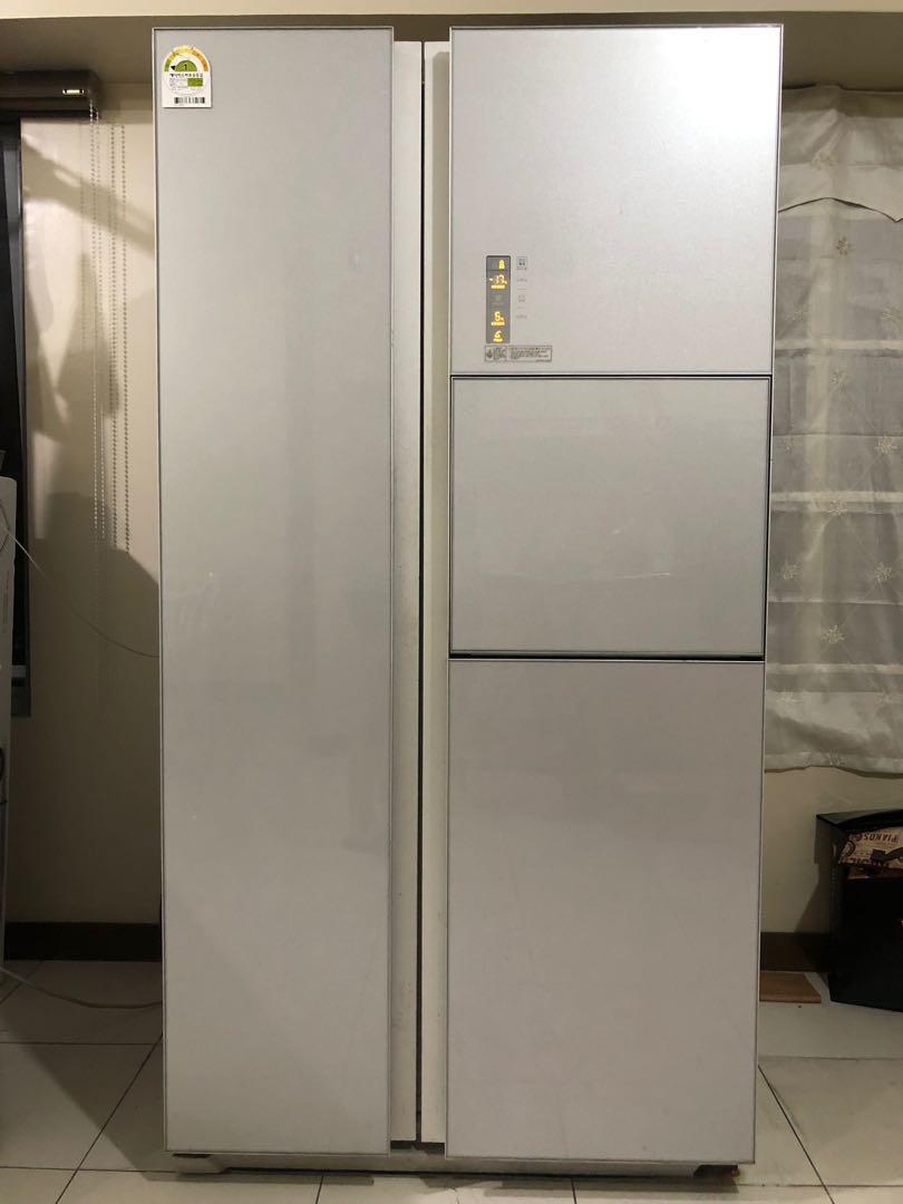 Samsung Zipel refrigerator and freezer, TV & Home Appliances, Kitchen