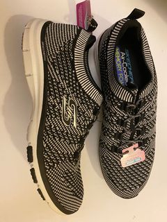 （分類：）位於 。 由 itsrylee 提交（商品編號 1027898367，圖片 1）。簡介： 。