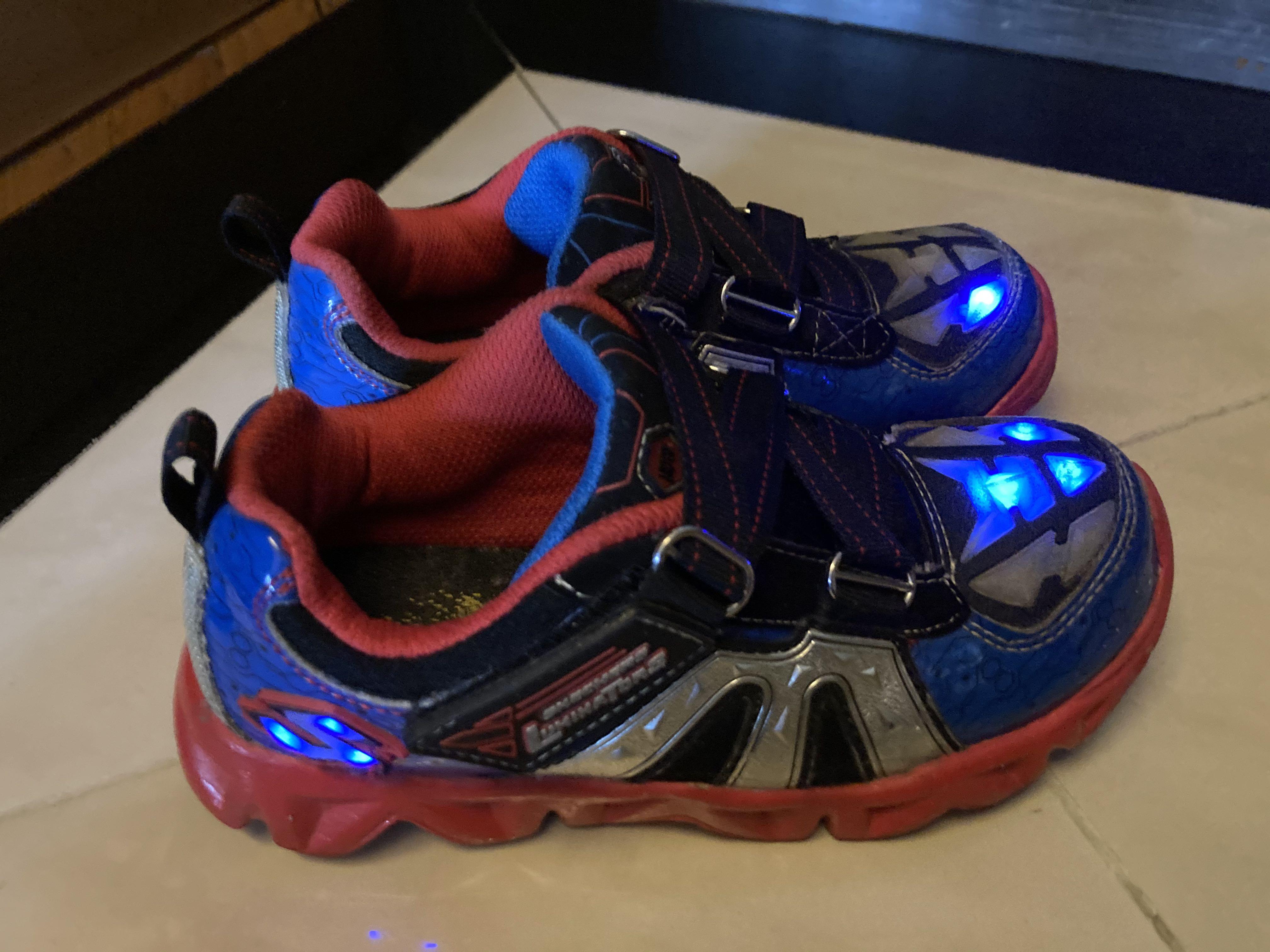 skechers 699