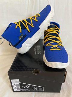 shoes ni curry
