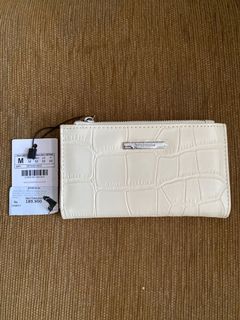 (Kategori: ) berada di . Dikirim oleh crlfthk (ID iklan 1027737110, Gambar 1). Deskripsi: .