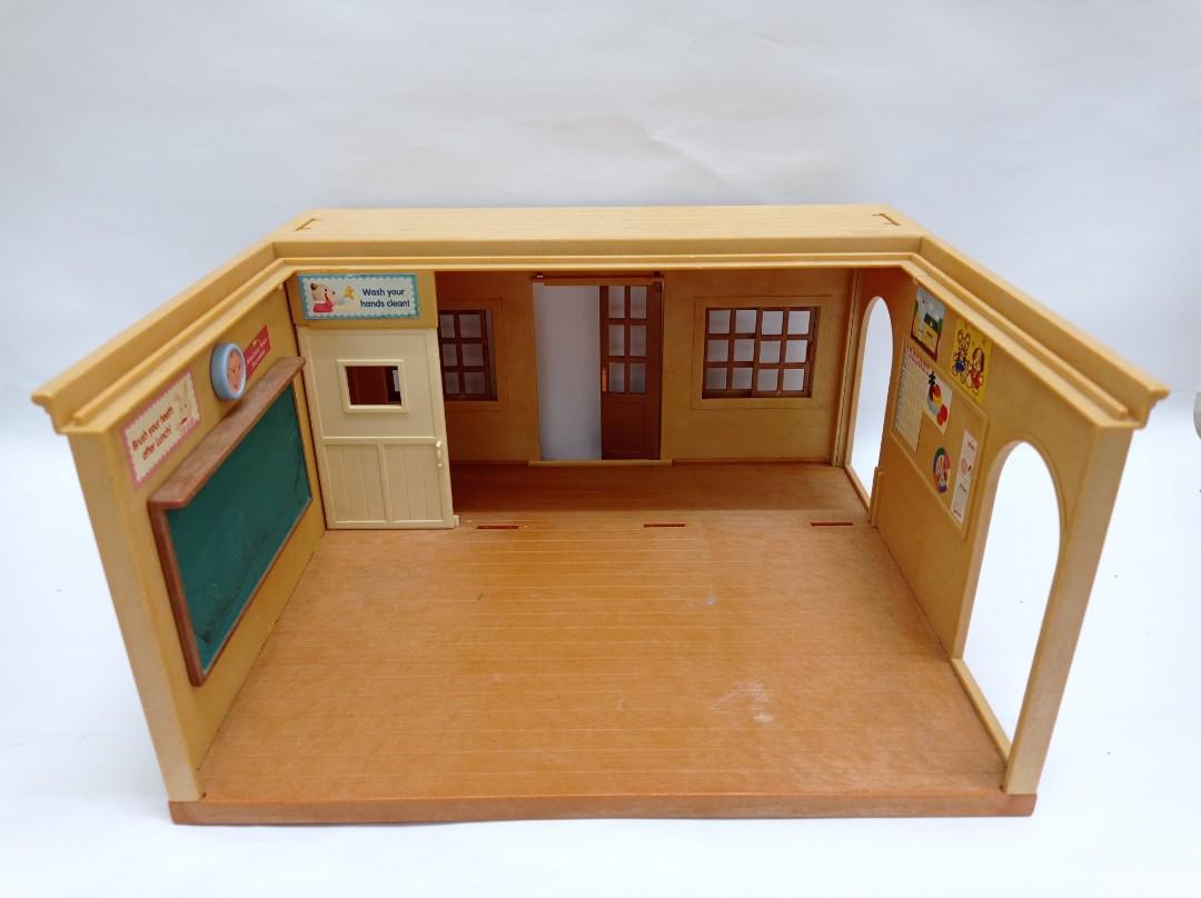sylvanian families school