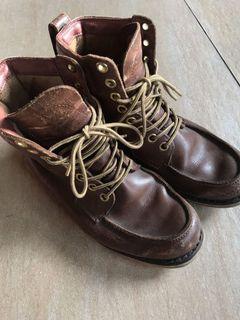 Timberland Brown High Cut Boots