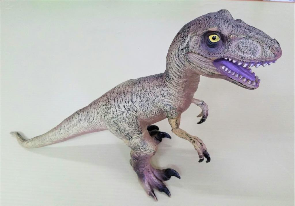 Toys R Us Maidenhead Velociraptor