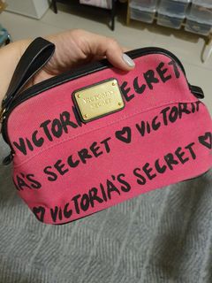 (Category: ) located in . Submitted by cindys-closet (Listing ID 1027901080, Image 1). Description: .