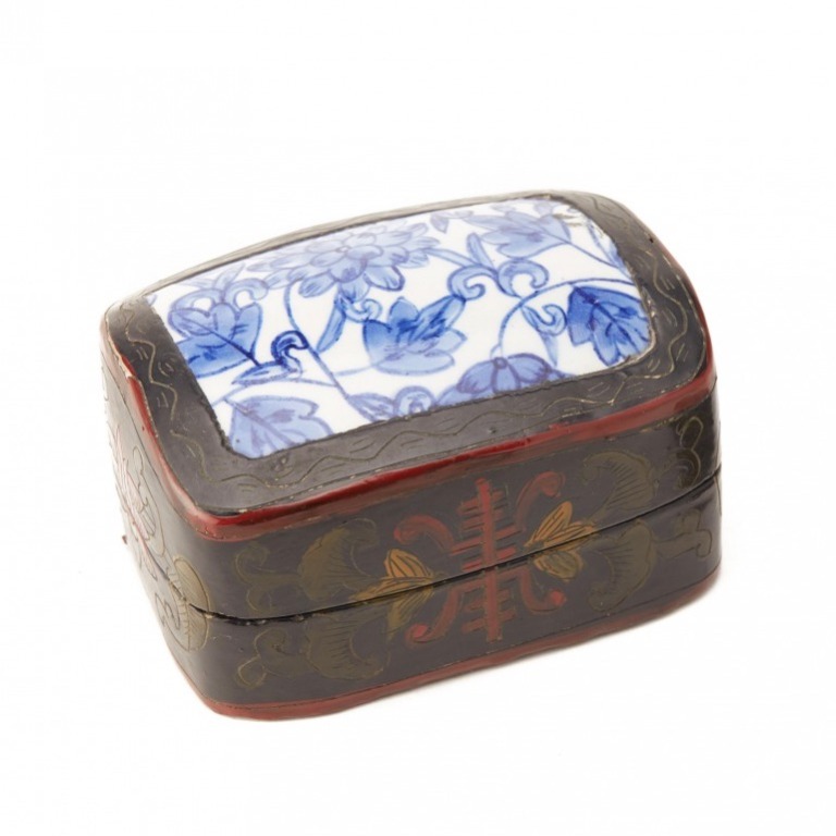 Vintage Porcelain Shard Boxes, Hobbies & Toys, Memorabilia ...